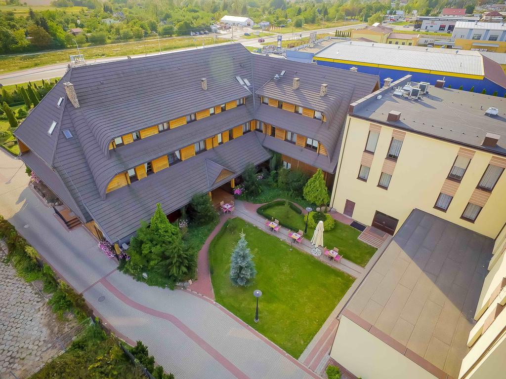 פלוק Hotel Czardasz Spa & Wellness מראה חיצוני תמונה